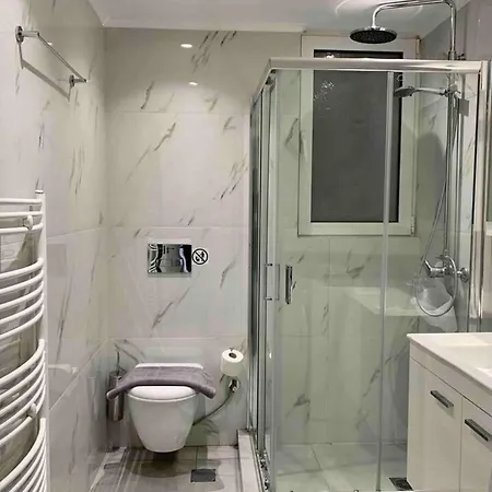 Stunning 2-bed In Rodos *
